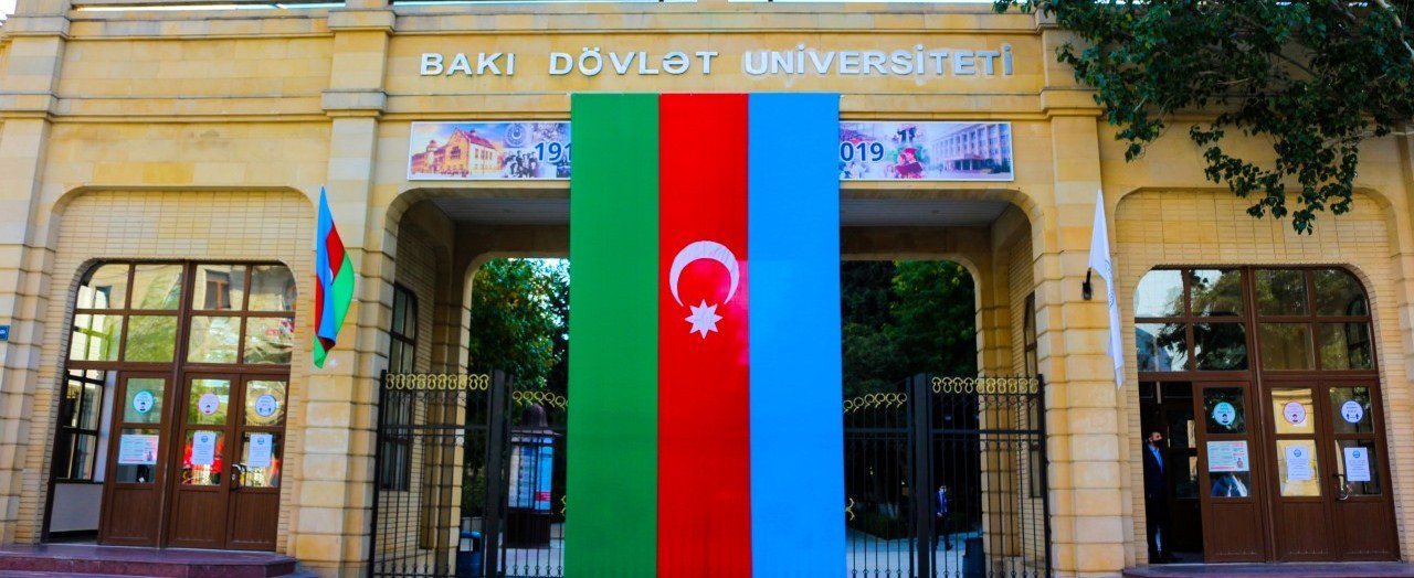 BDU-nun tələbələri Milli Azərbaycan Tarixi və Azərbaycan İstiqlal Muzeylərini ziyarət ediblər