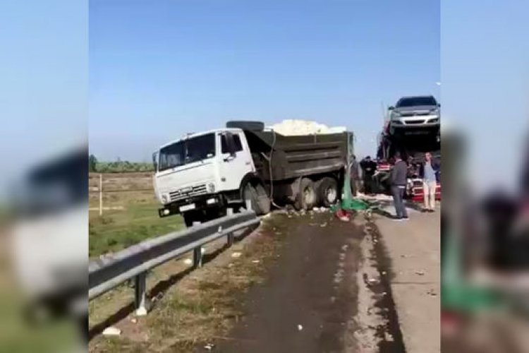 Qazaxda yük maşını tələbə qızı vurub