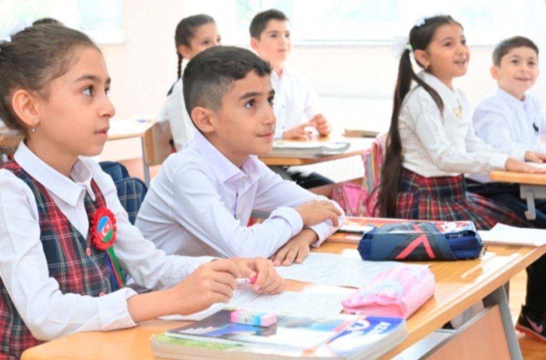 Sabah payız tətilinin sonuncu günüdür