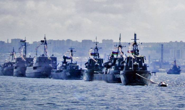 Avqustun 5-i ölkəmizdə Hərbi Dəniz Donanması Günüdür.