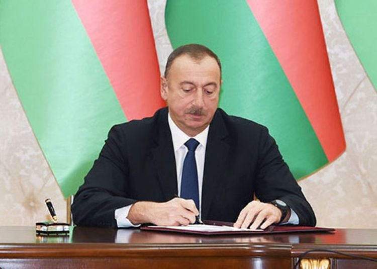 Prezident onu rektor təyin etdi
